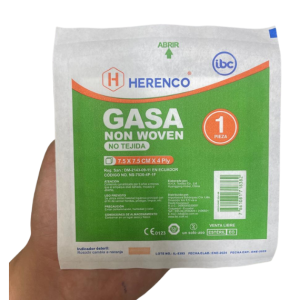 Gasa estéril no tejida 7.5 x 7.5 cm de Herenco